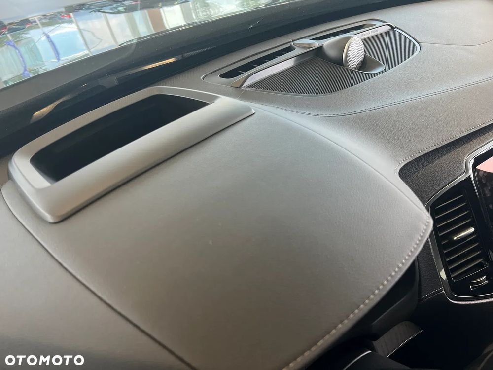 Volvo XC 90 B5 D AWD Ultimate Dark 7os - 13