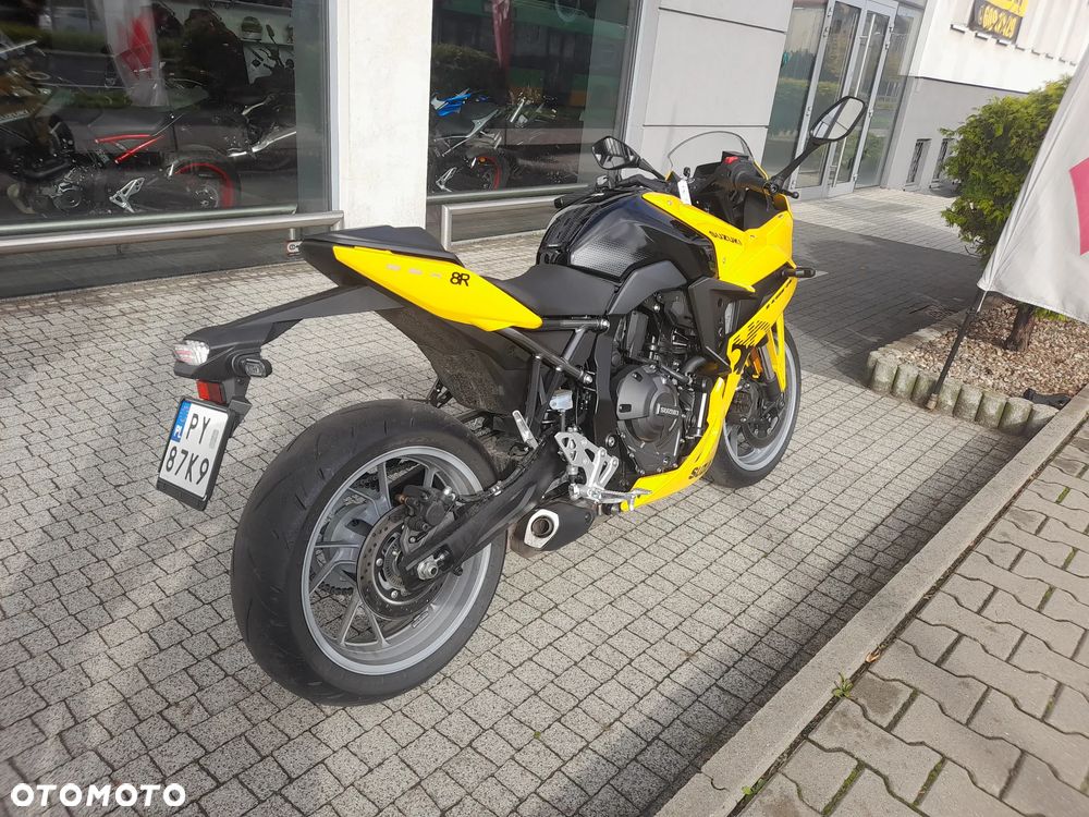 Suzuki GSX - 5