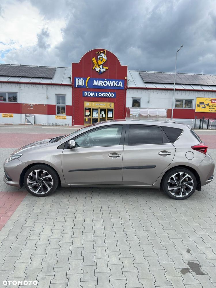 Toyota Auris - 3