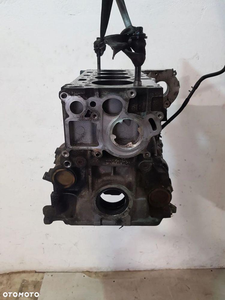 BLOK SILNIKA BMW E90 E87 E91 X3 2.0 D N47D20C - 6
