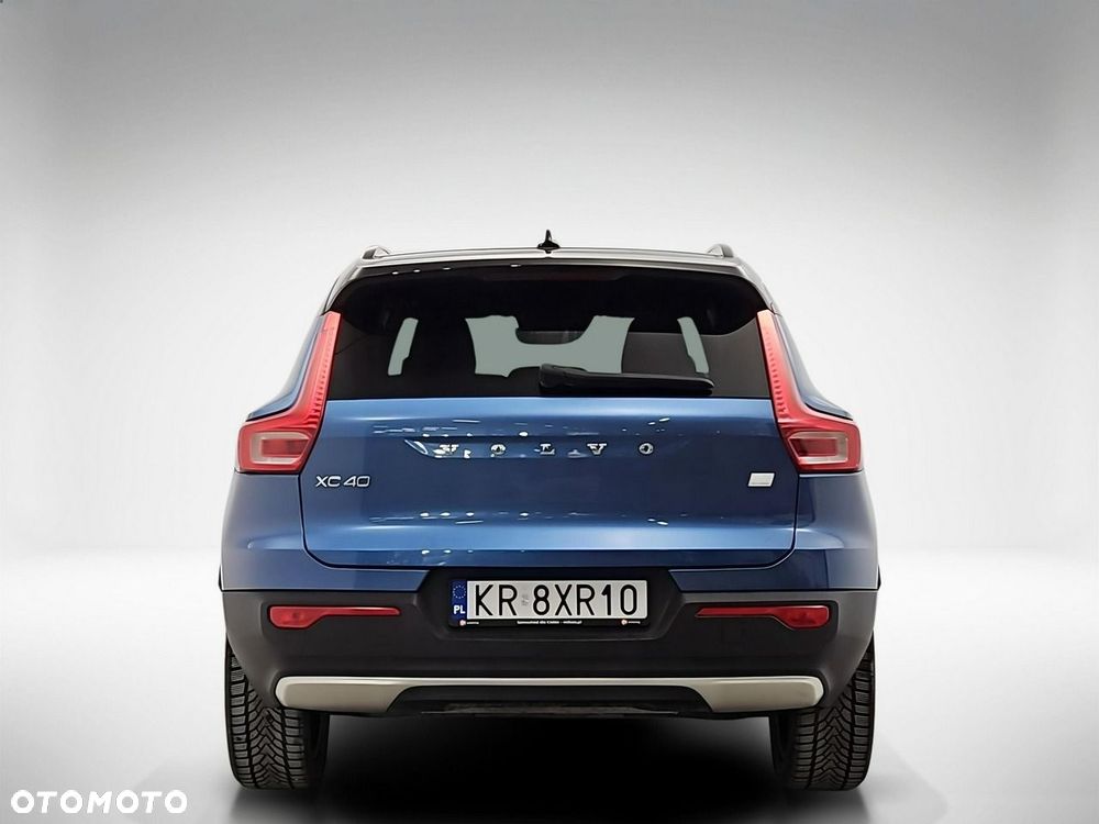 Volvo XC 40 T5 Plug-In Hybrid R-Design - 4
