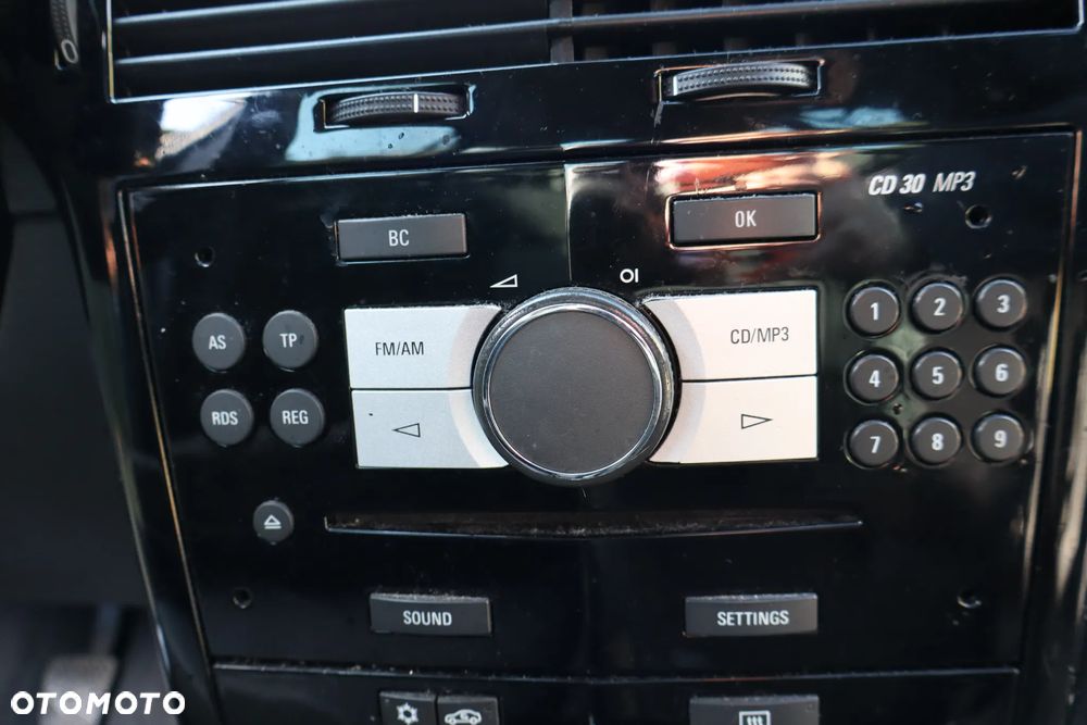 RADIO CD OPEL ASTRA H III 3 CZARNE 13289935 2004-2014 - 2
