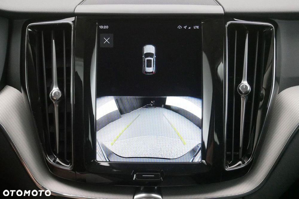 Volvo XC 60 - 22