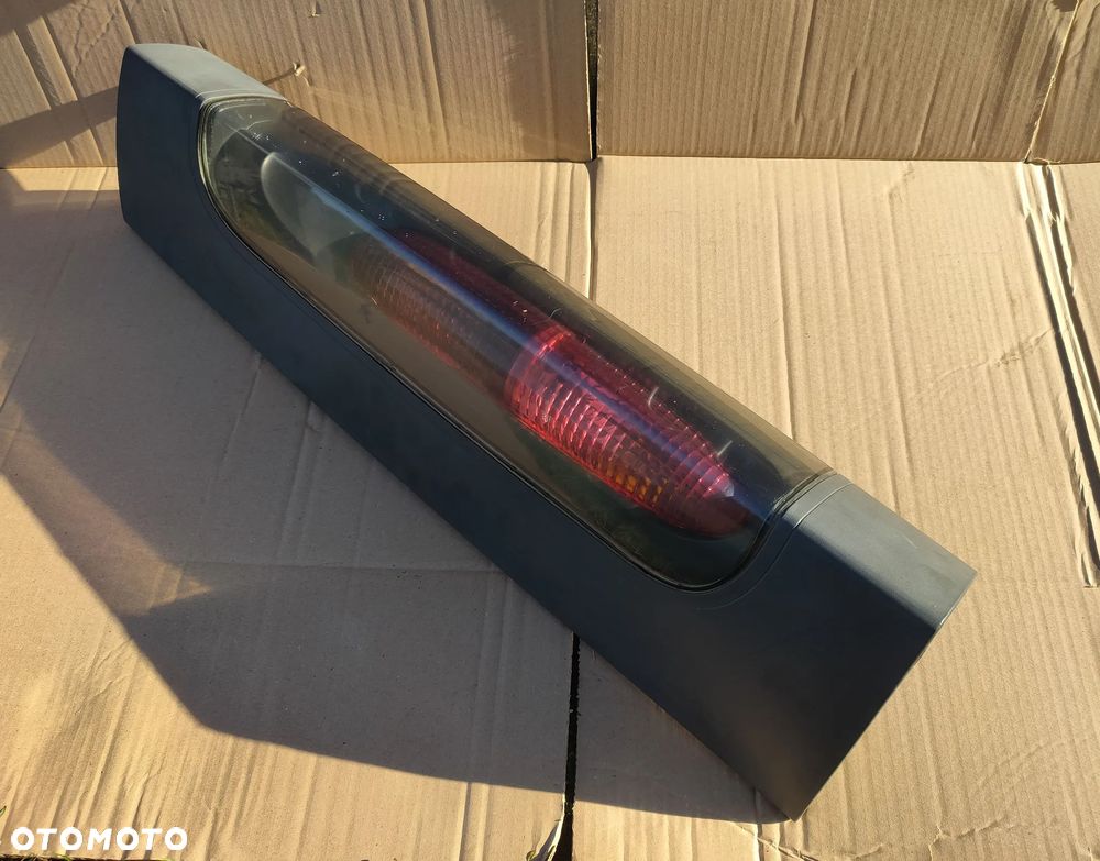 Lampa tył tylna Lewa Klapa Renault Trafic Vivaro Primastar 2001-
