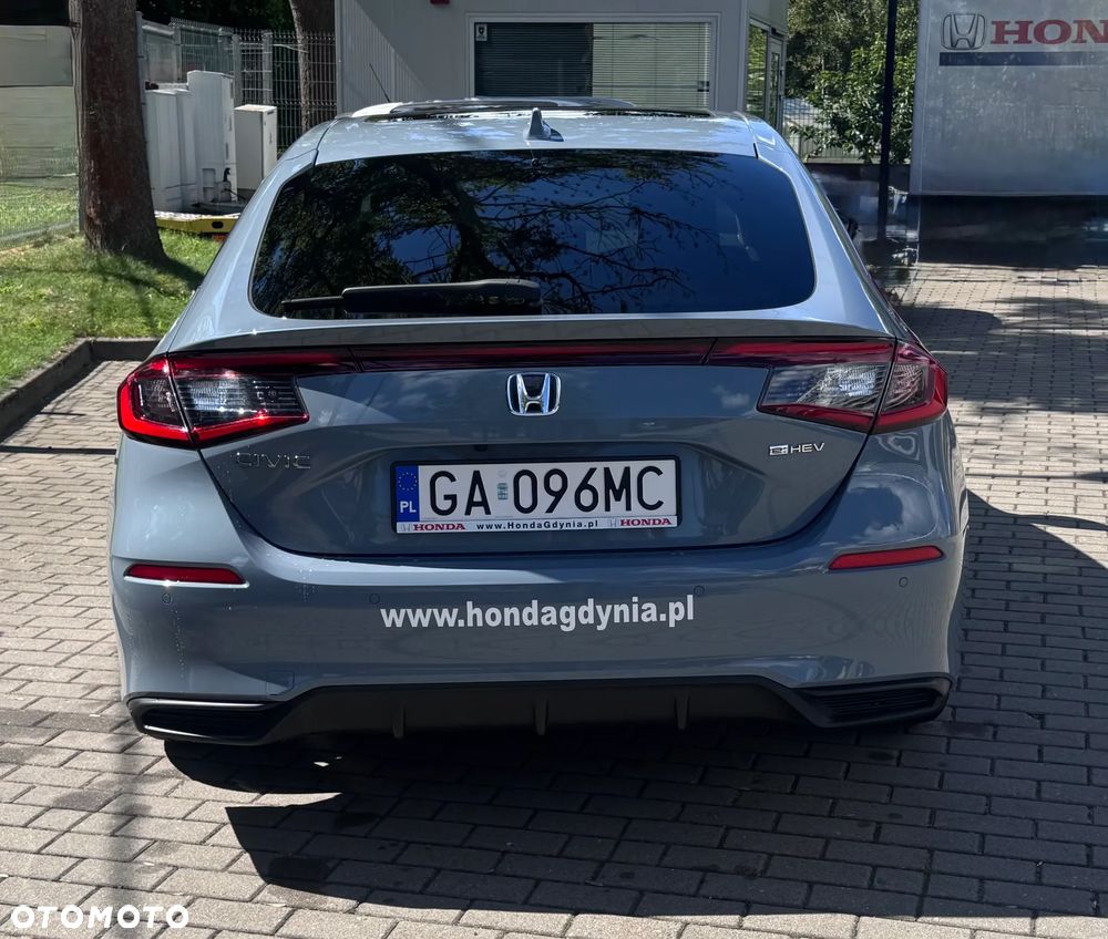Honda Civic 2.0 i-MMD Advance CVT - 10