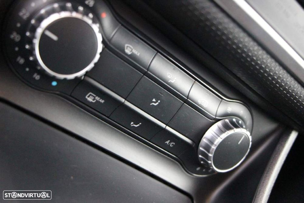 Mercedes-Benz A 200 - 22