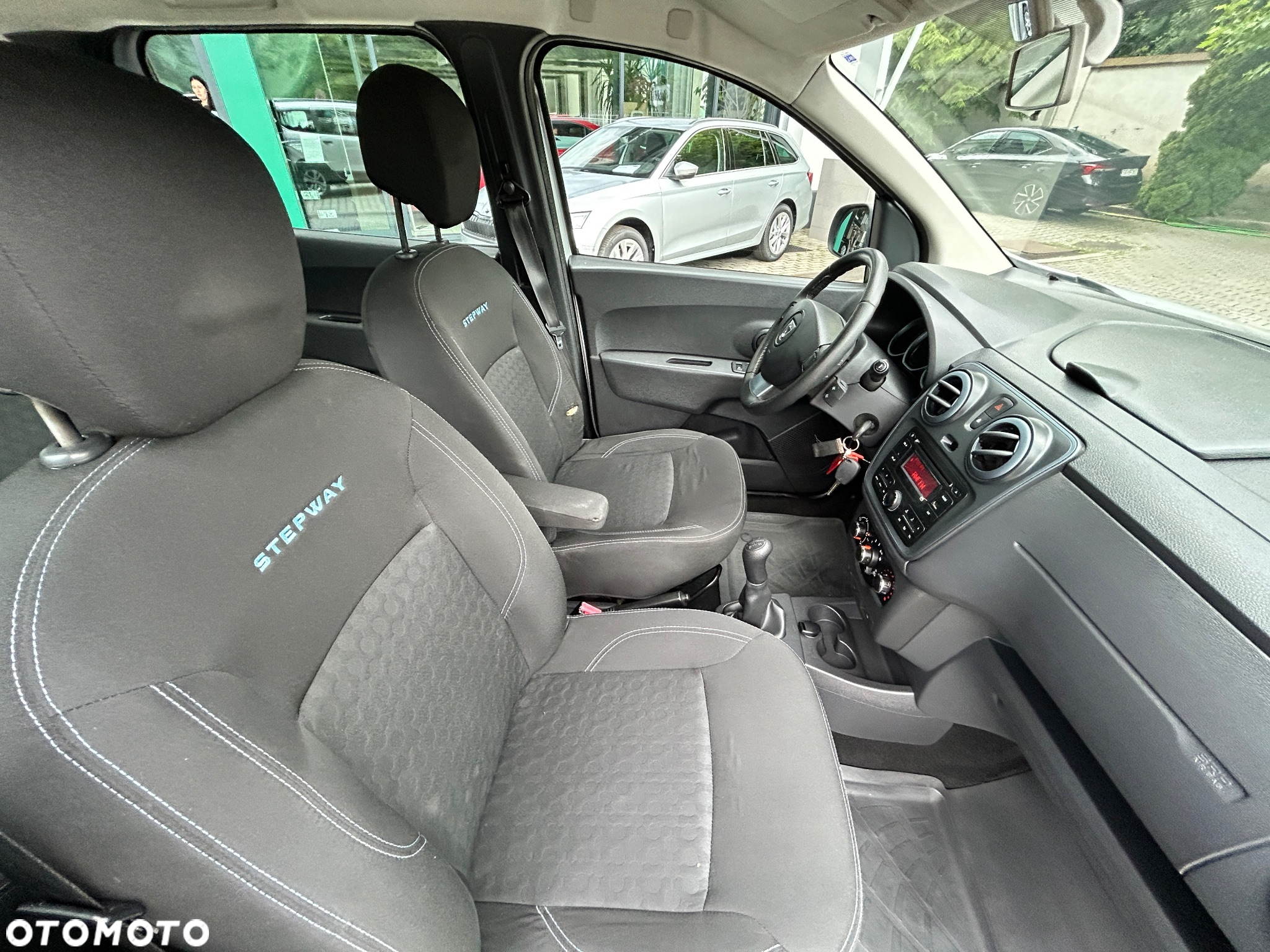 Dacia Lodgy 1.2 TCe Stepway - 18