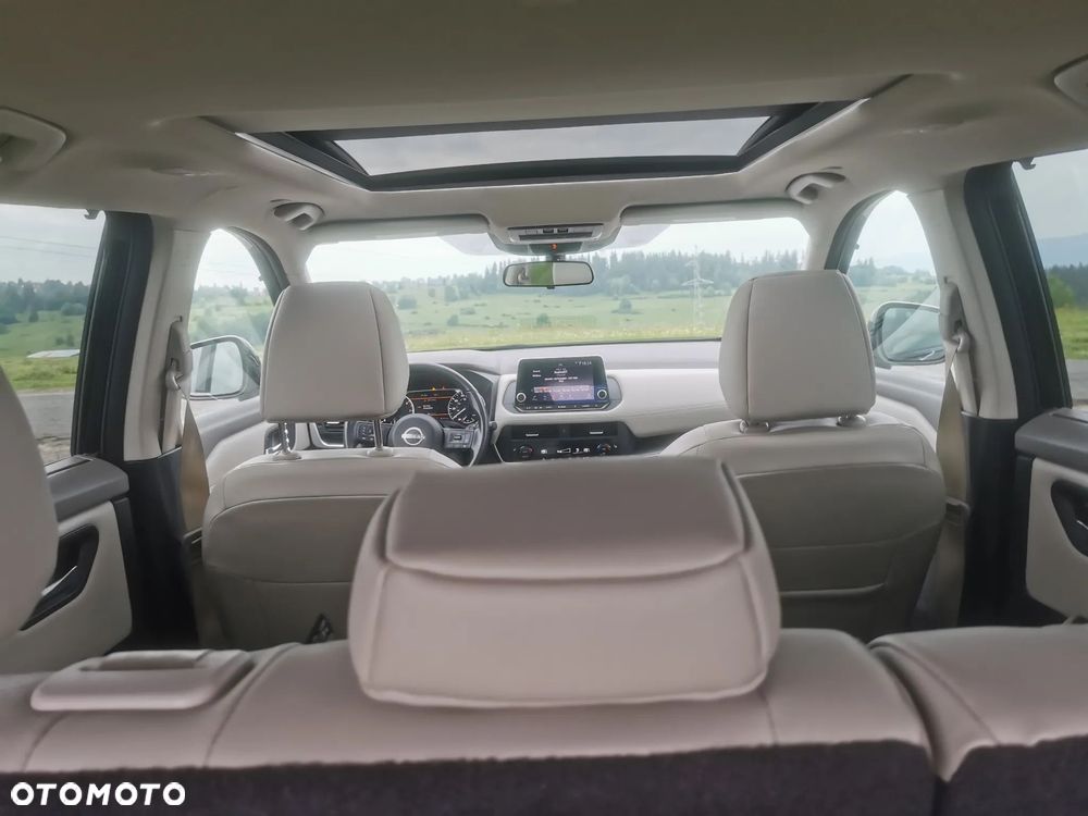 Nissan Rogue - 18