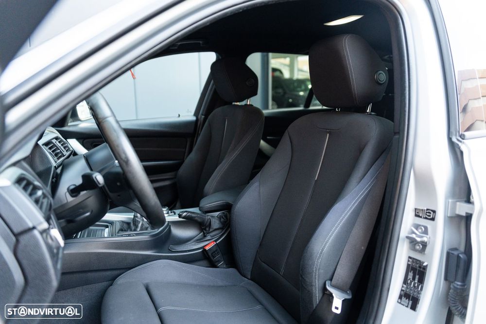 BMW 318 d Line Sport - 7