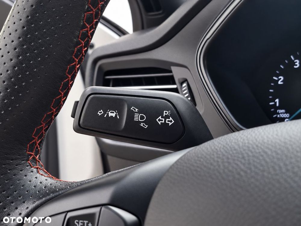 Ford Focus 1.5 EcoBoost ST-Line - 15