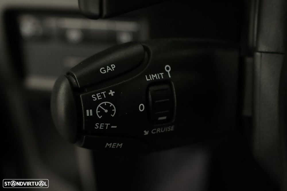 Citroën C5 Aircross 1.6 Hybrid Plus e-EAT8 - 18