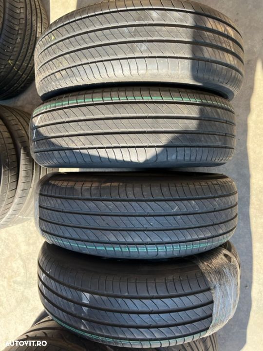 vând 4 anvelope 215/65/17 Michelin de vară ca noi - 1