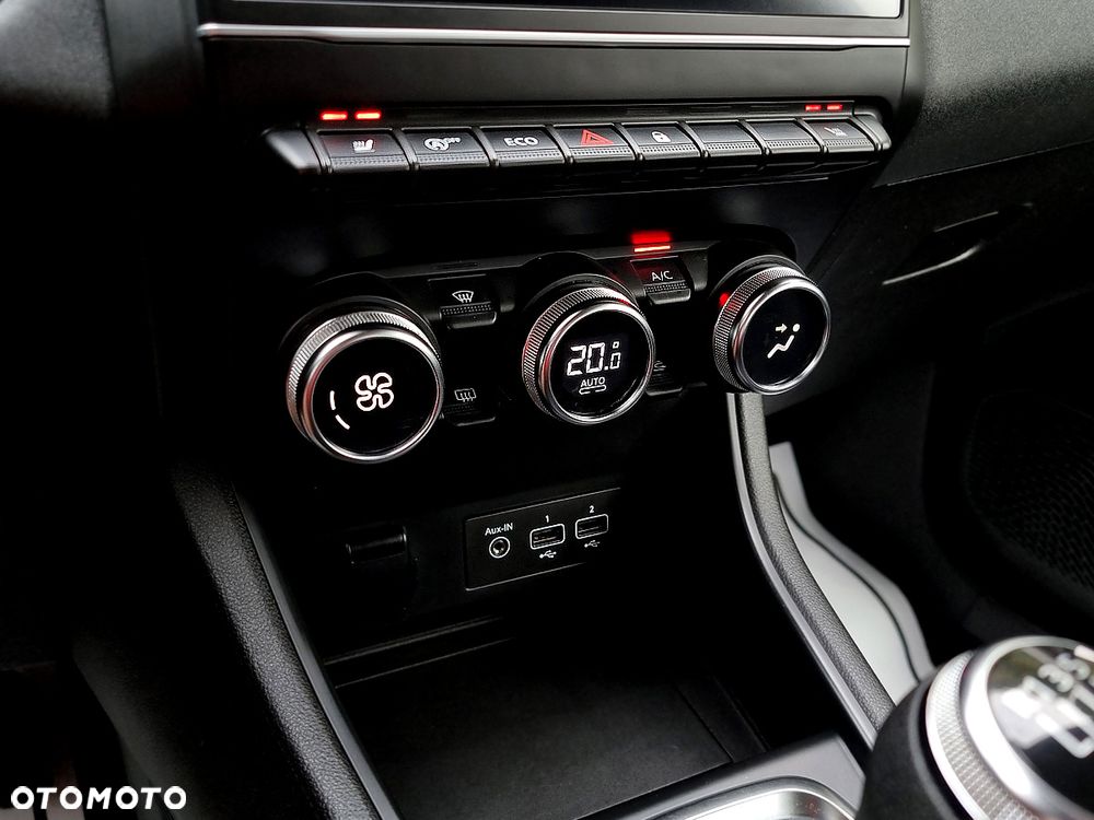 Renault Captur TCe 90 TECHNO - 24