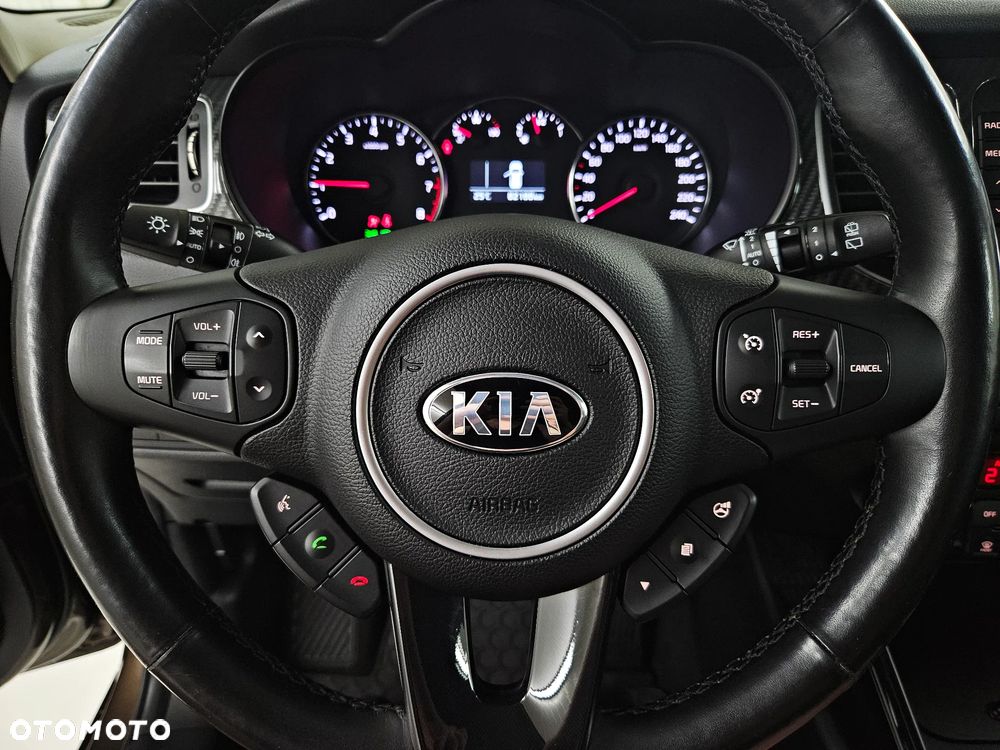 Kia Carens 1.6 GDI Business Line EU6 - 33
