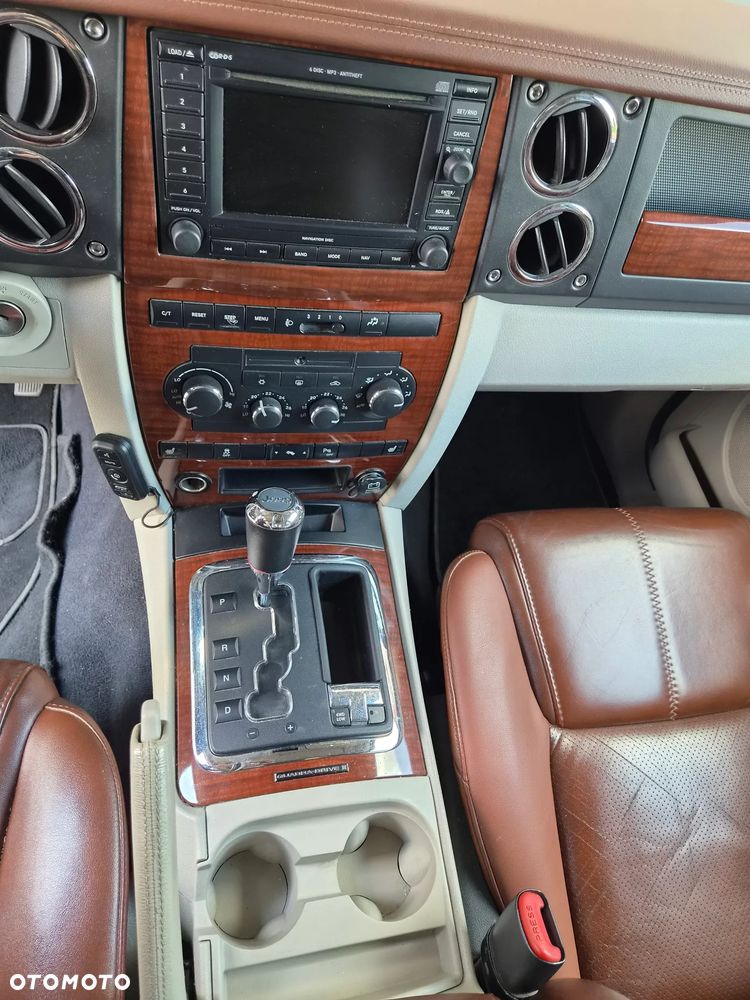 Jeep Commander 3.0 CRD Limited - 21