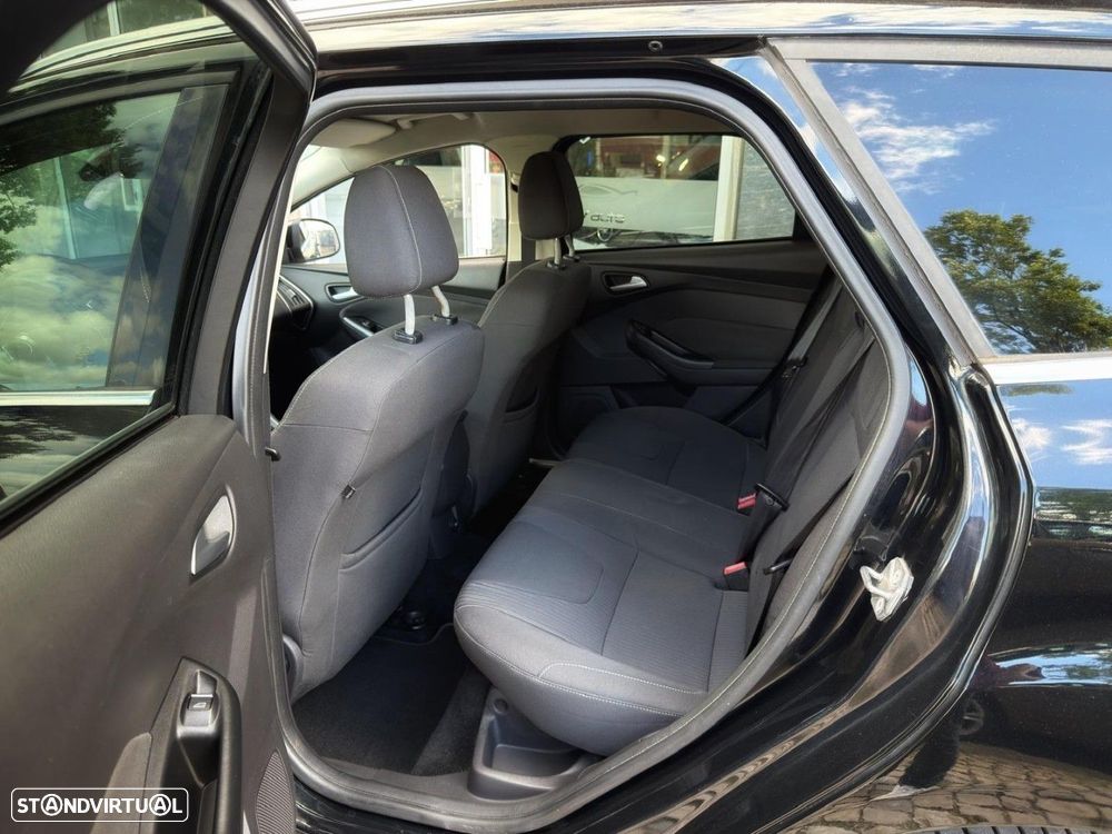 Ford Focus SW 1.6 TDCi Titanium - 16