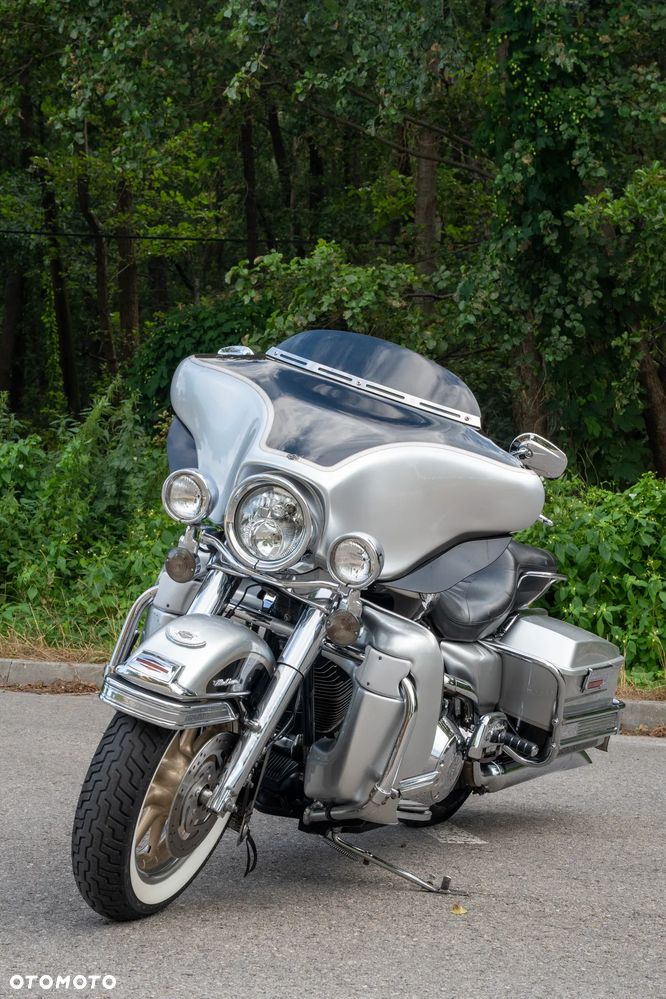 Harley-Davidson FLHTCU Ultra - 4