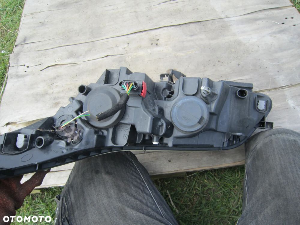 Lampa przód przednia prawa Citroen C4 I 9646894080 Anglik - 7