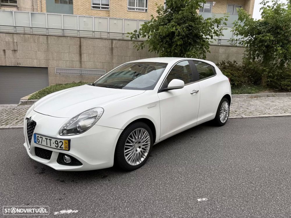 Alfa Romeo Giulietta 1.6 JTDM Exclusive - 4