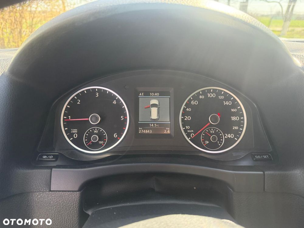 Volkswagen Tiguan 2.0 TDI DPF BlueMotion Technology Sport & Style - 8