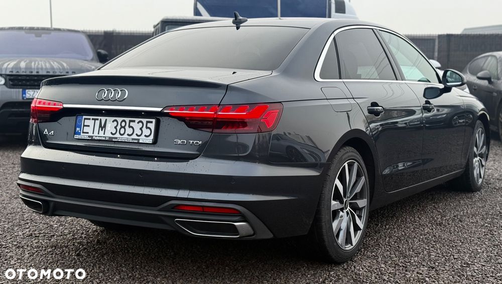 Audi A4 Limousine 40 TDI S tronic - 13