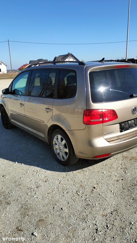 Volkswagen Touran 1.4 TSI DSG MATCH - 4