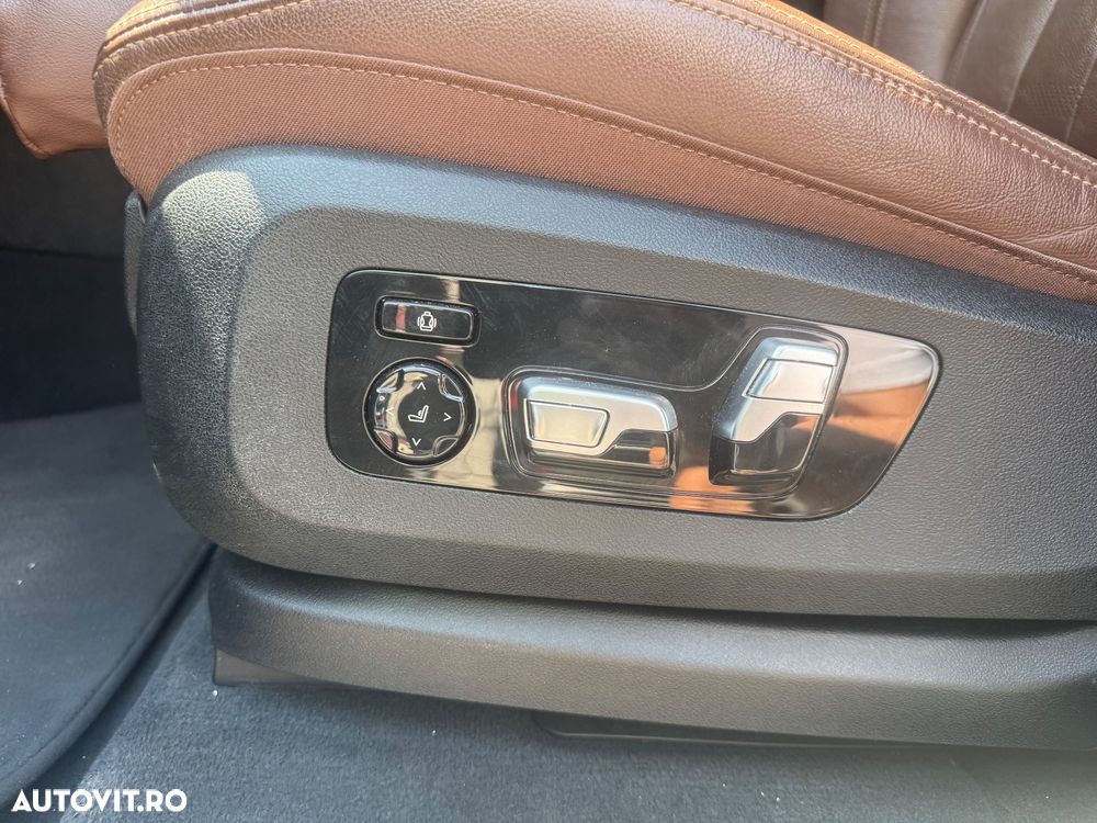BMW X5 xDrive40i - 11