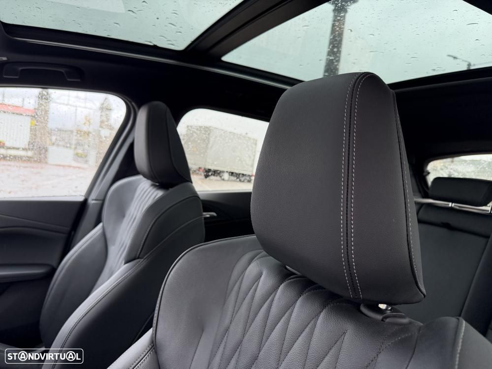 BMW 218 Active Tourer i Pack M Auto - 22