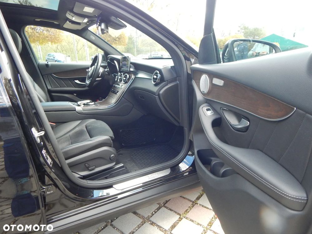 Mercedes-Benz GLC - 10