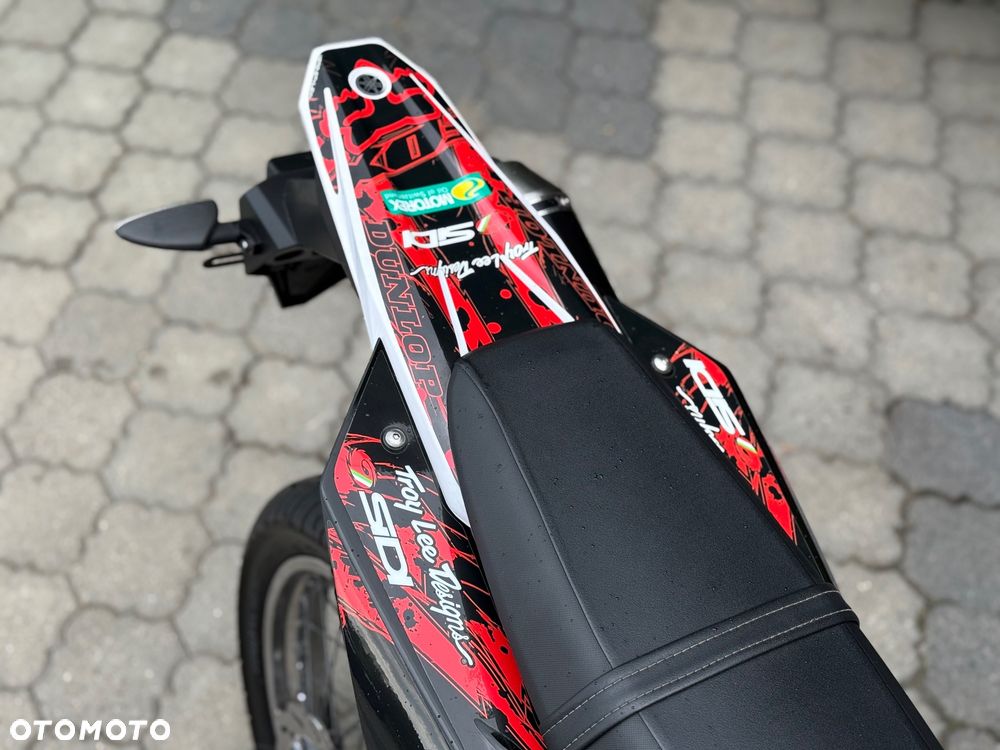Yamaha WR - 20