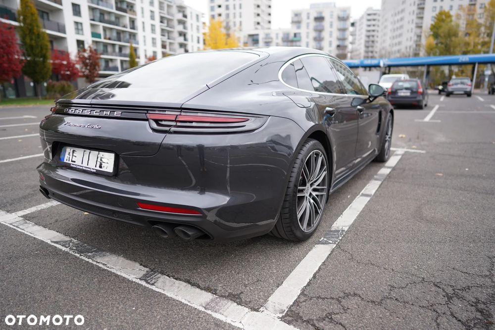 Porsche Panamera Turbo - 7