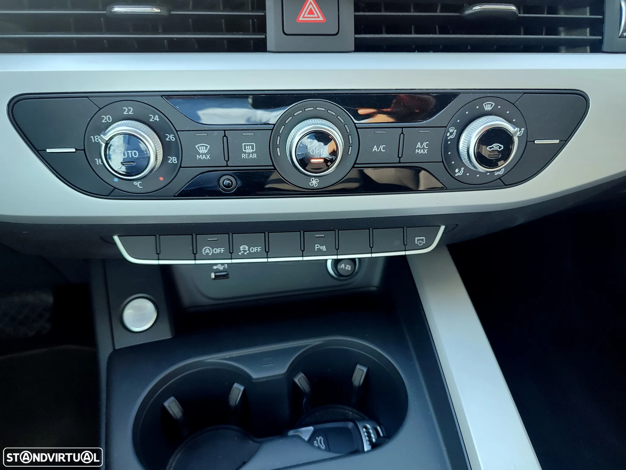 Audi A4 Avant 30 TDI S tronic - 17