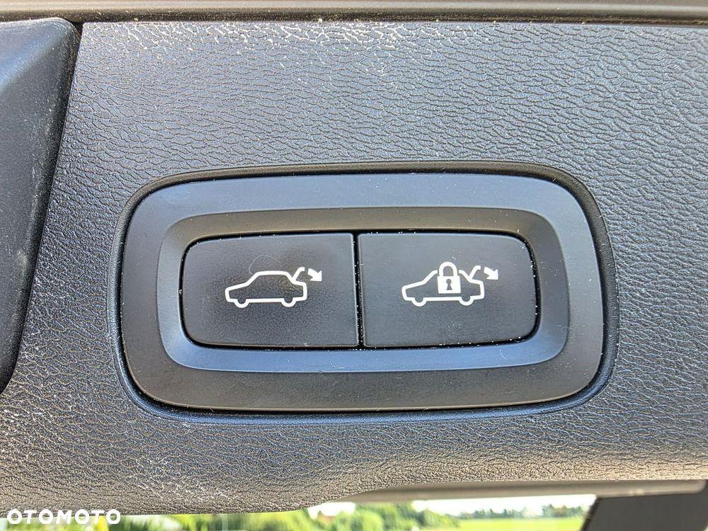 Volvo XC 60 D4 AWD Inscription - 17