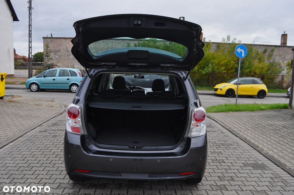 Toyota Verso 1.6 D-4D 5-Sitzer Start/Stop Comfort - 9