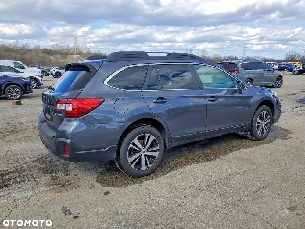 Subaru Outback 2.5i Exclusive - 5