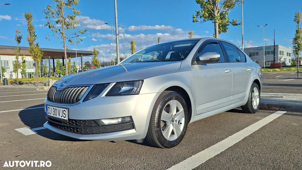 Skoda Octavia - 2