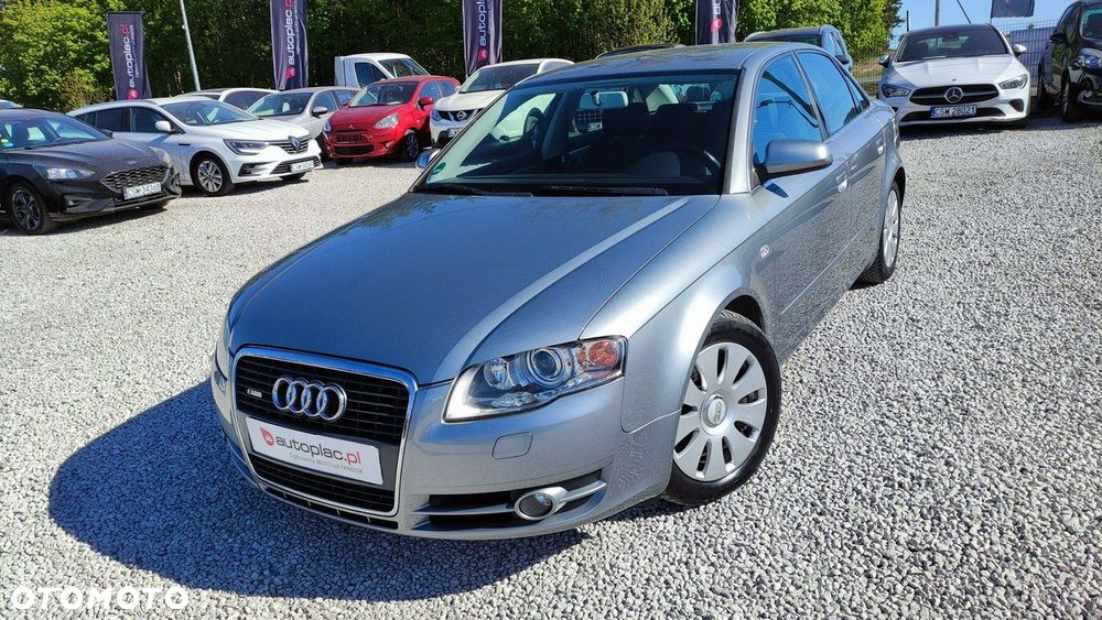 Audi A4 Limousine - 10