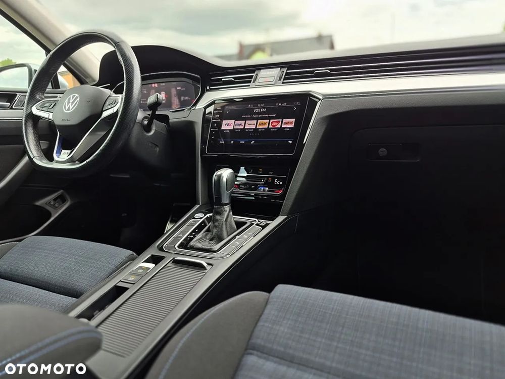 Volkswagen Passat 1.4 TSI Plug-In Hybrid GTE DSG - 11