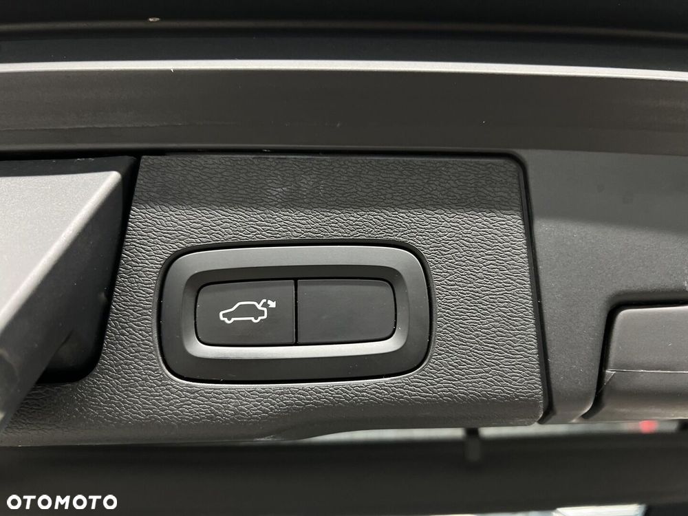 Volvo XC 60 T5 AWD Inscription - 22