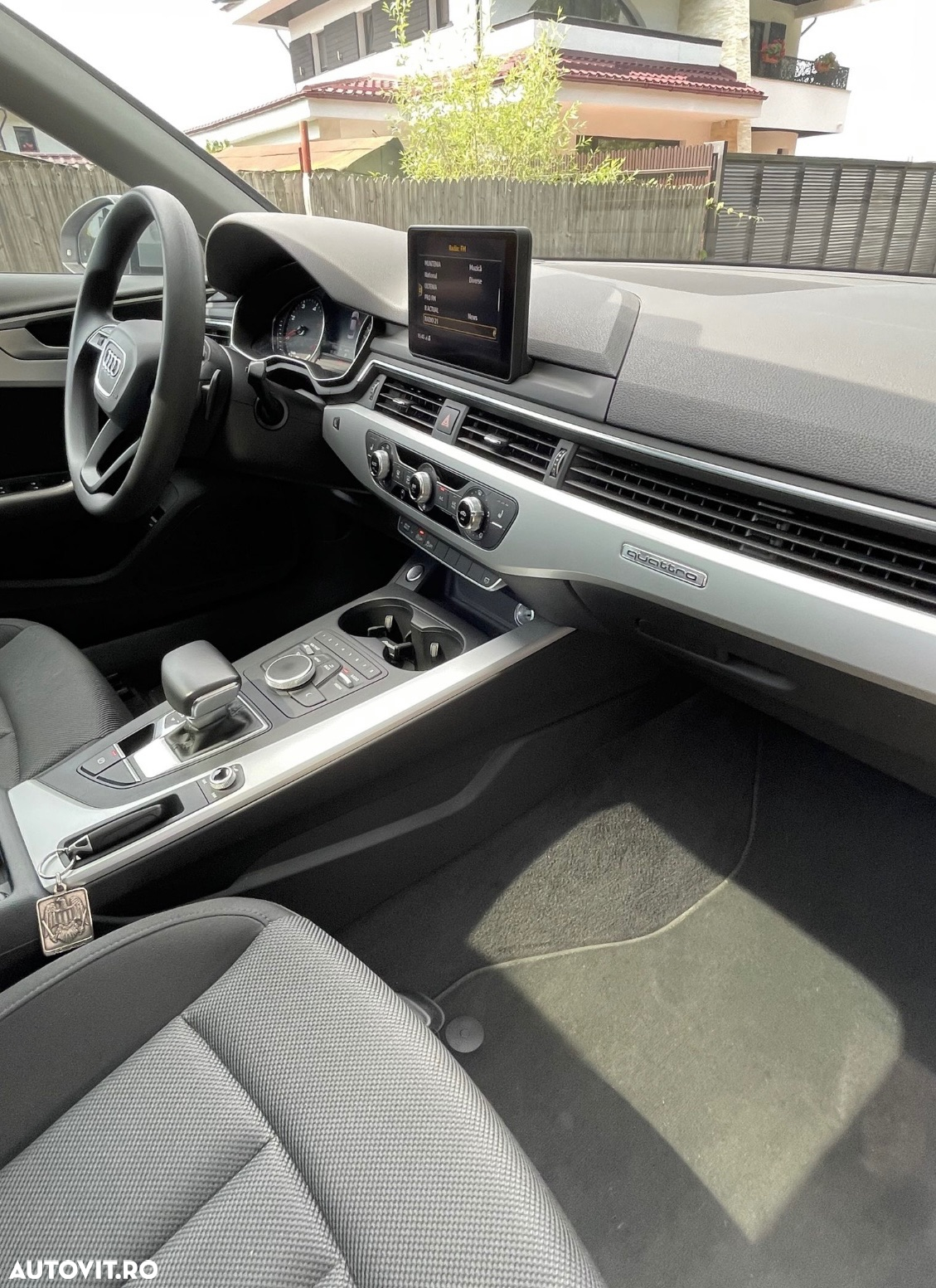 Audi A4 2.0 TDI quattro S tronic Design - 2