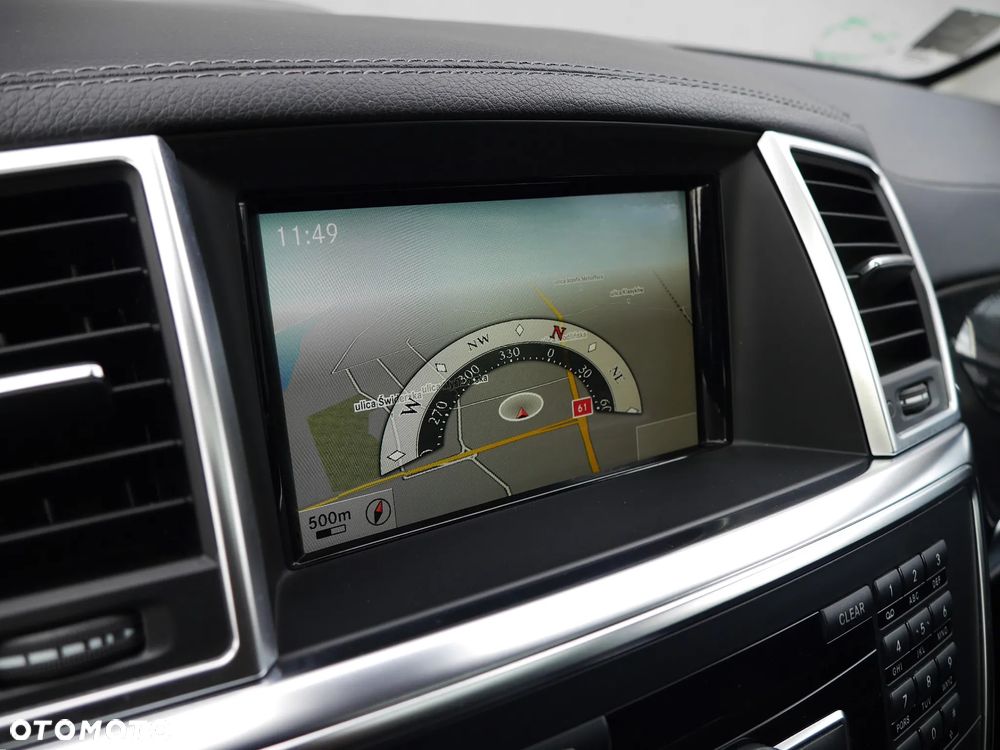 Mercedes-Benz GL 500 4-Matic - 16