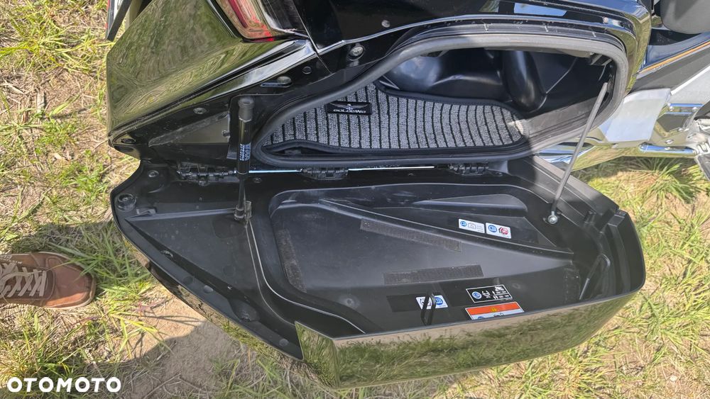 Honda GL - 22