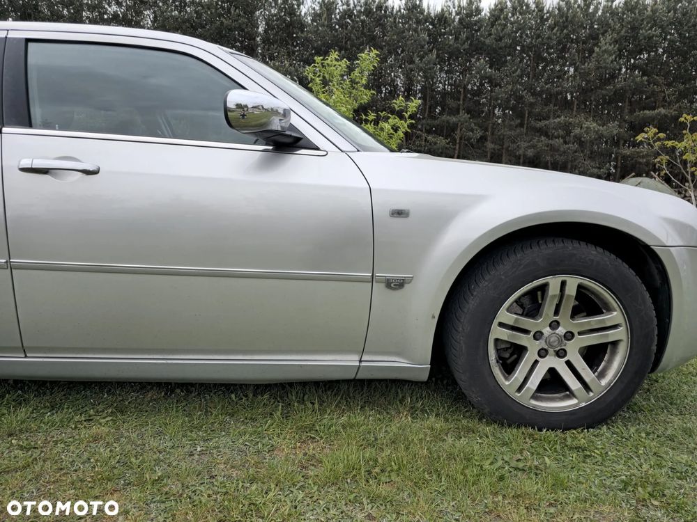 Chrysler 300C 3.5 V6 - 5
