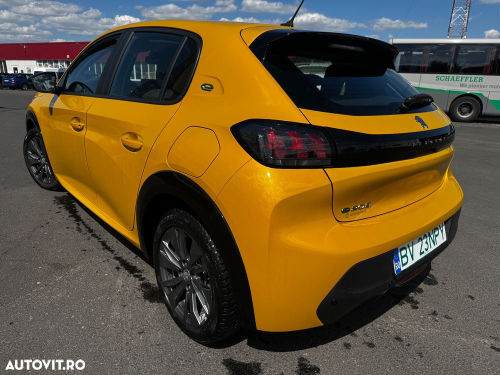 Peugeot 208 e-208 100 kW Allure - 19