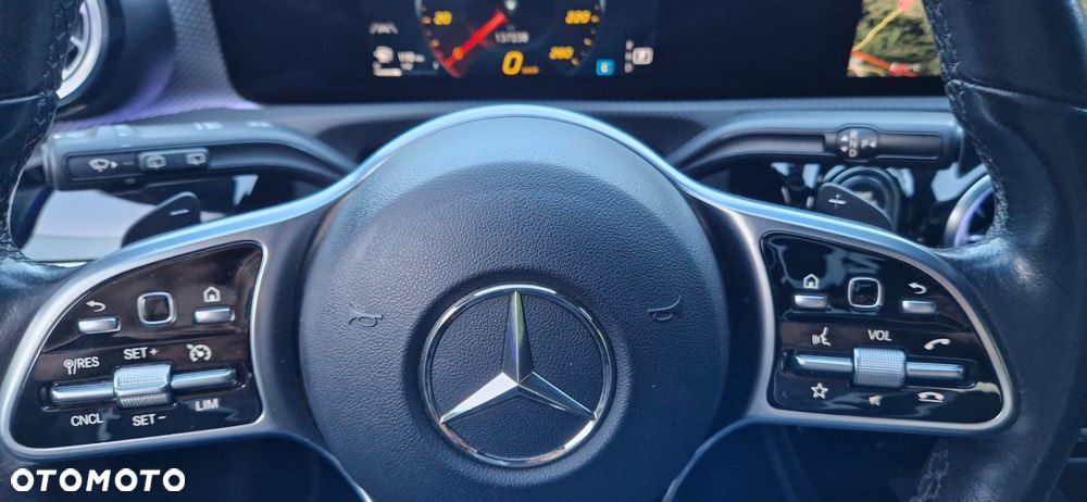 Mercedes-Benz CLA - 9