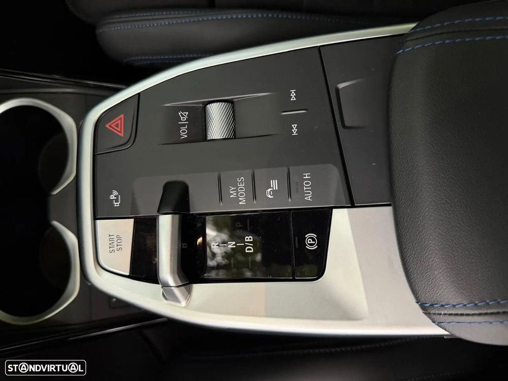 BMW iX2 xDrive30 Pack Desportivo M Pro - 30