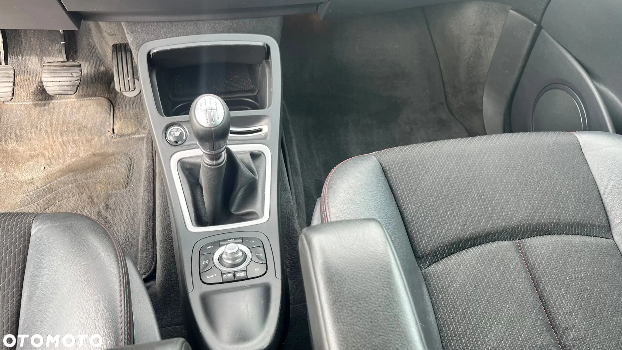 Renault Grand Espace 2.0 Dynamique - 28
