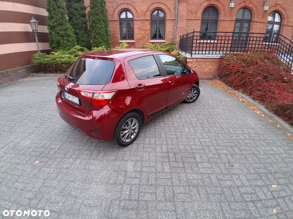 Toyota Yaris 1.5 Premium - 6