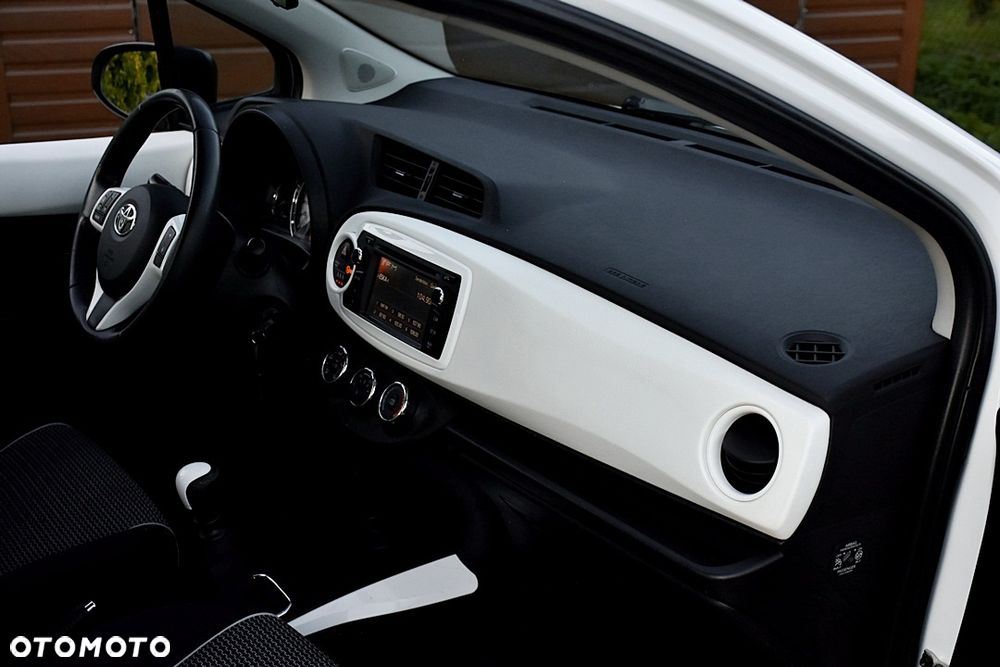 Toyota Yaris 1.33 VVT-i Edition - 17