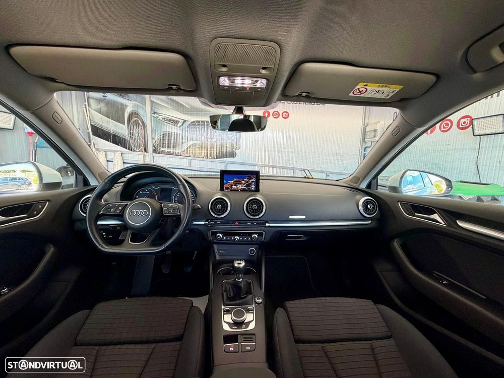 Audi A3 Sportback 1.6 TDI Sport - 12